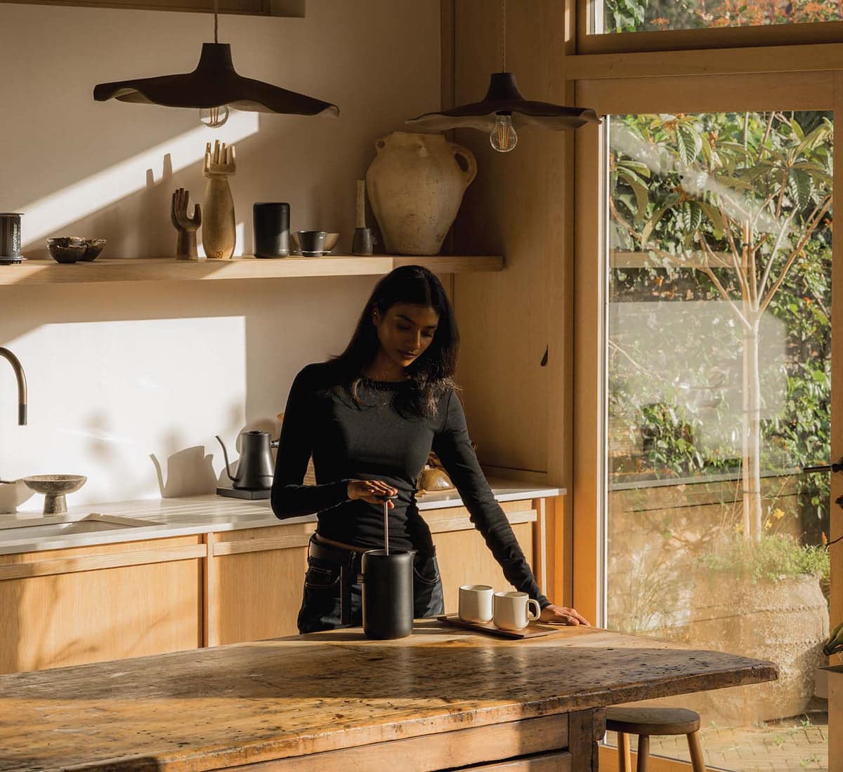 WATCH HOUSE — Coffee & Hospitality